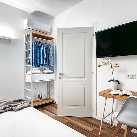 Caruso 6 By Villasandco Rentalsorrento Daire Sorrento